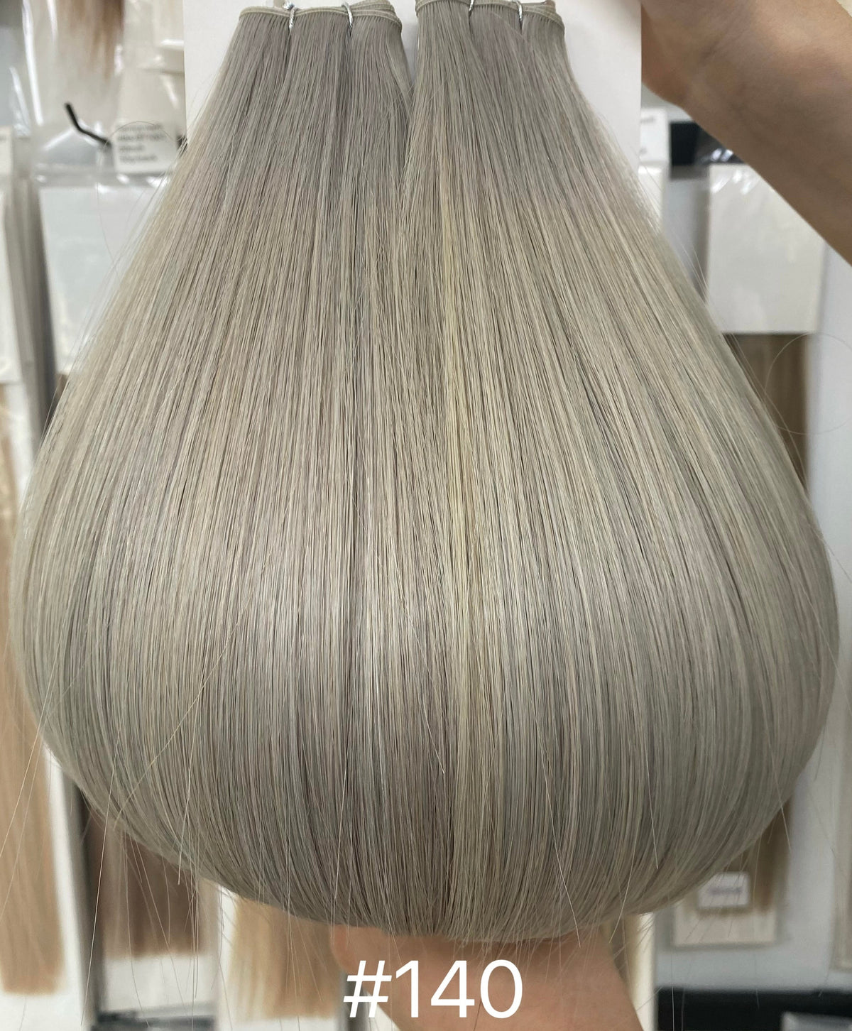 Grijze extensions: seamless clip-ins voor grijs haar