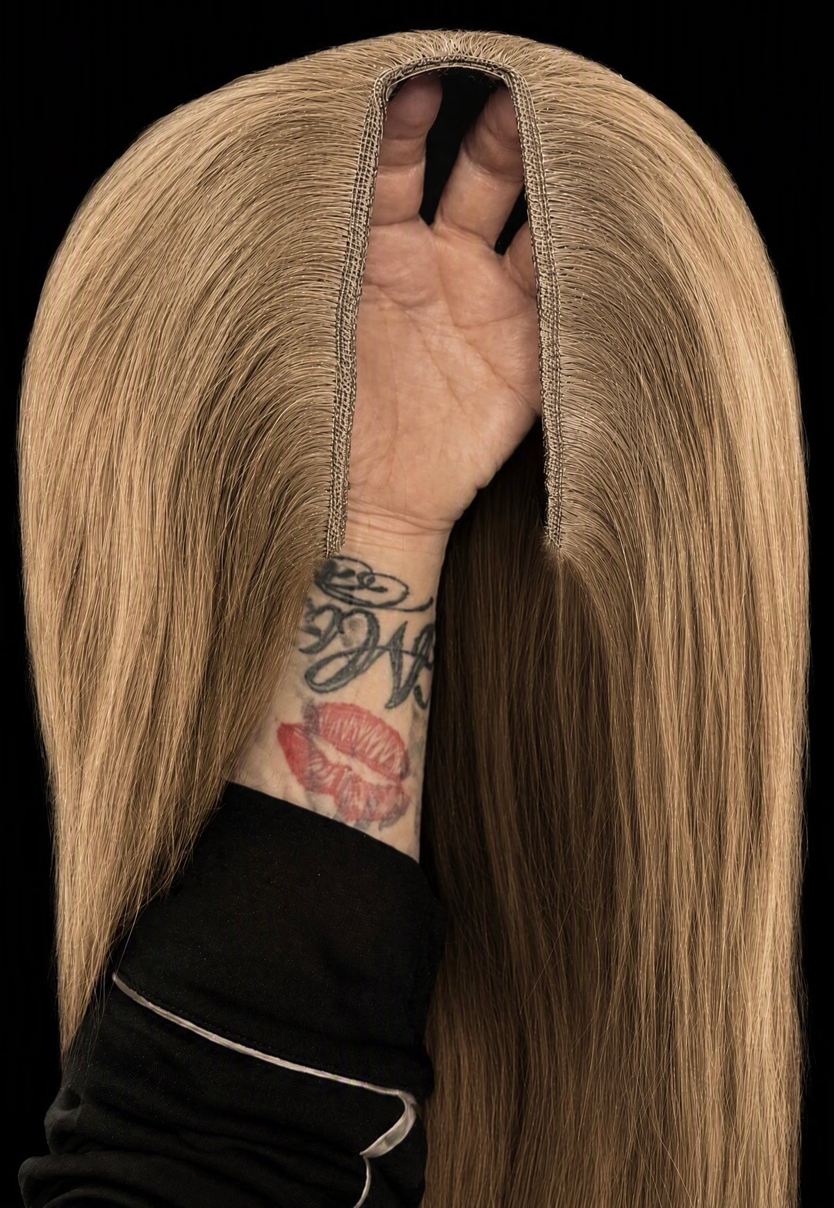 Binnenkant V-Part Wig: V-vormige opening met clips, 250g Remy human hair in blond lichte kleuren 